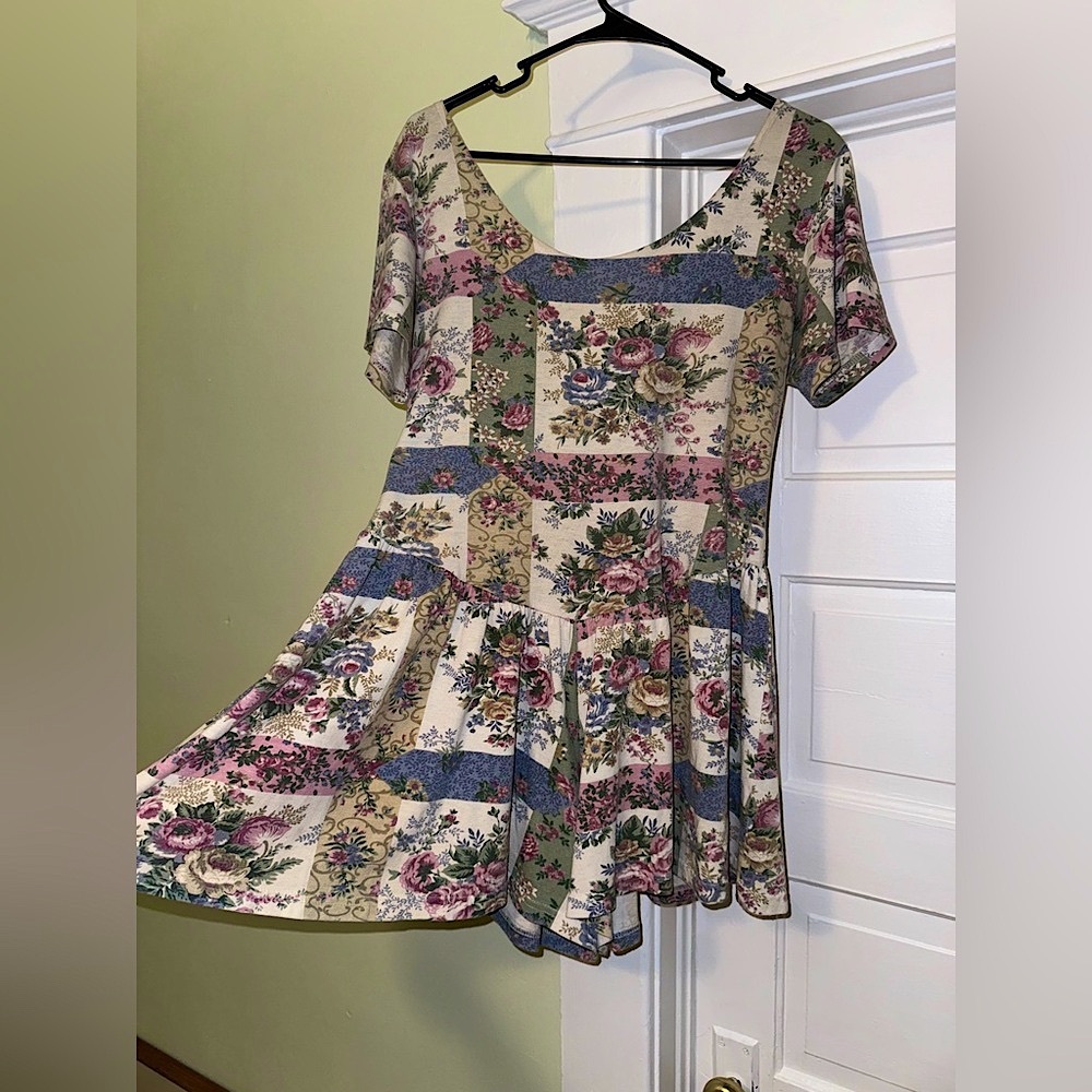 90s Hana floral romper